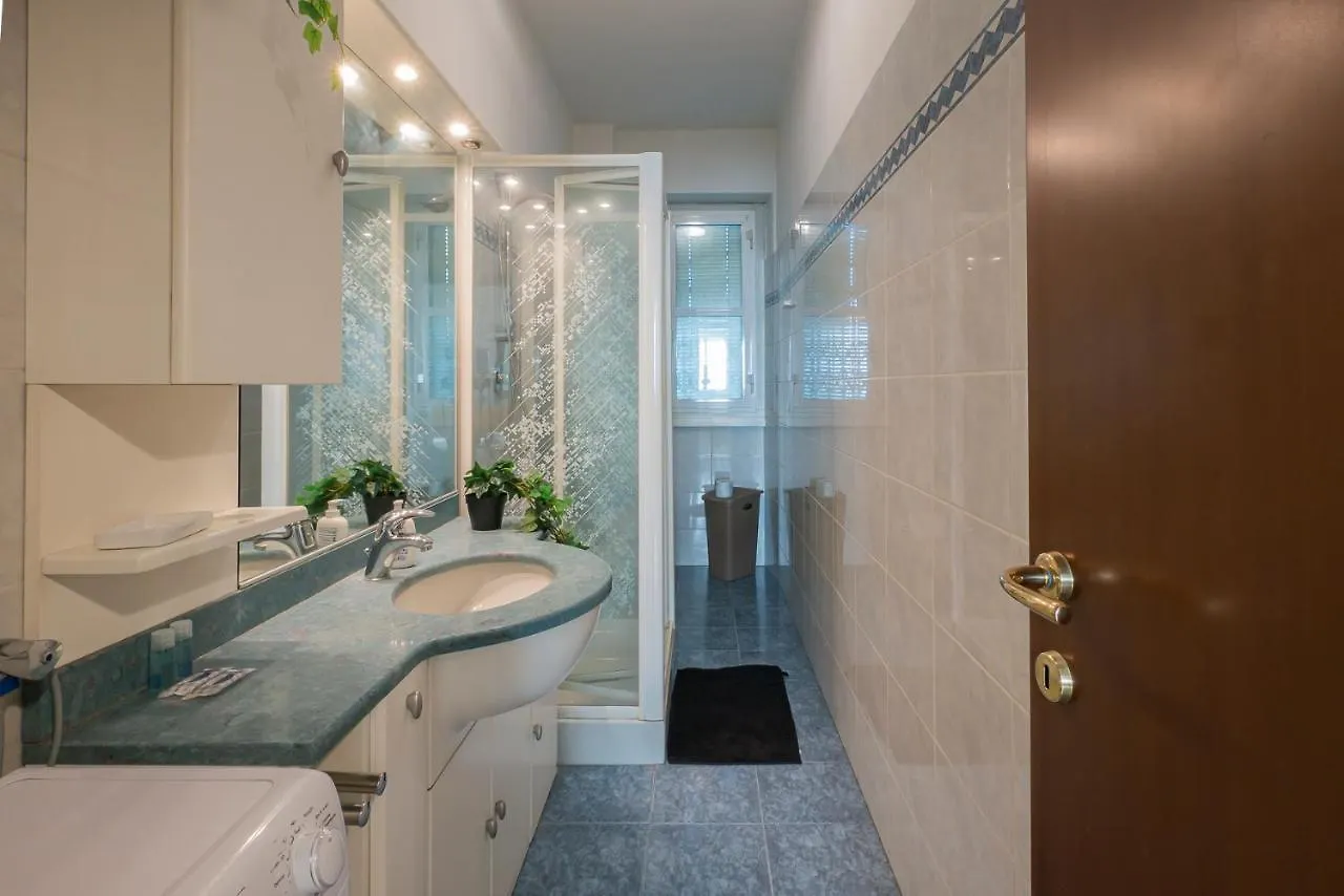 Cozy Apartment Treviso 31 Milan Italy